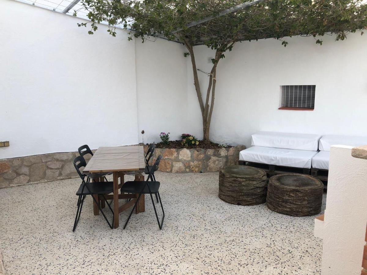 Carrer Voramar 11 * L'Eucaliptus
